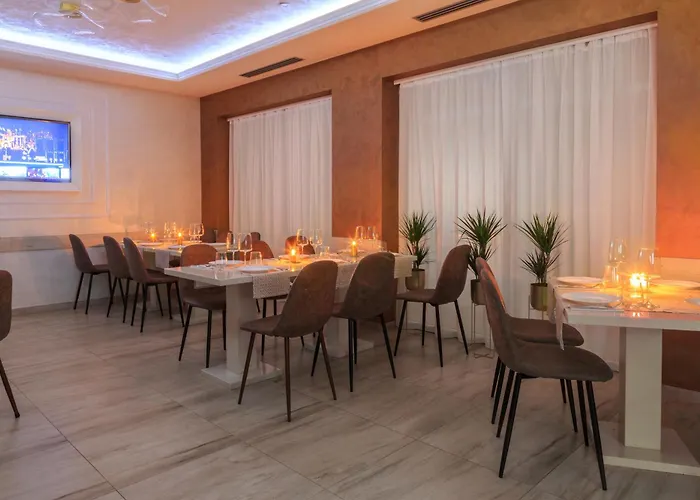 Hotel Maksim
