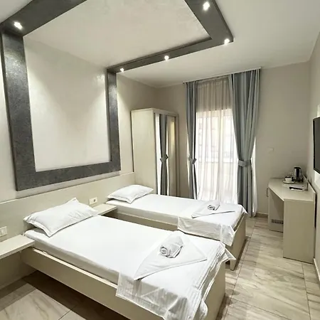 Hotel Maksim Herceg Novi Exterior photo