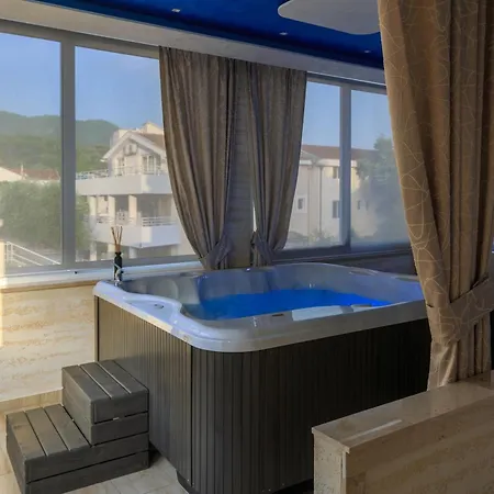 Hotel Maksim Herceg Novi Exterior photo